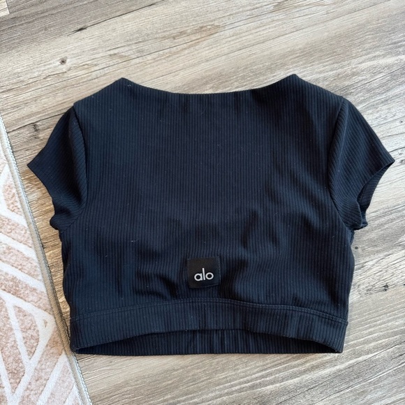 Alo Yoga Blissful Henley Bra Top Black
Size S - Picture 6 of 6